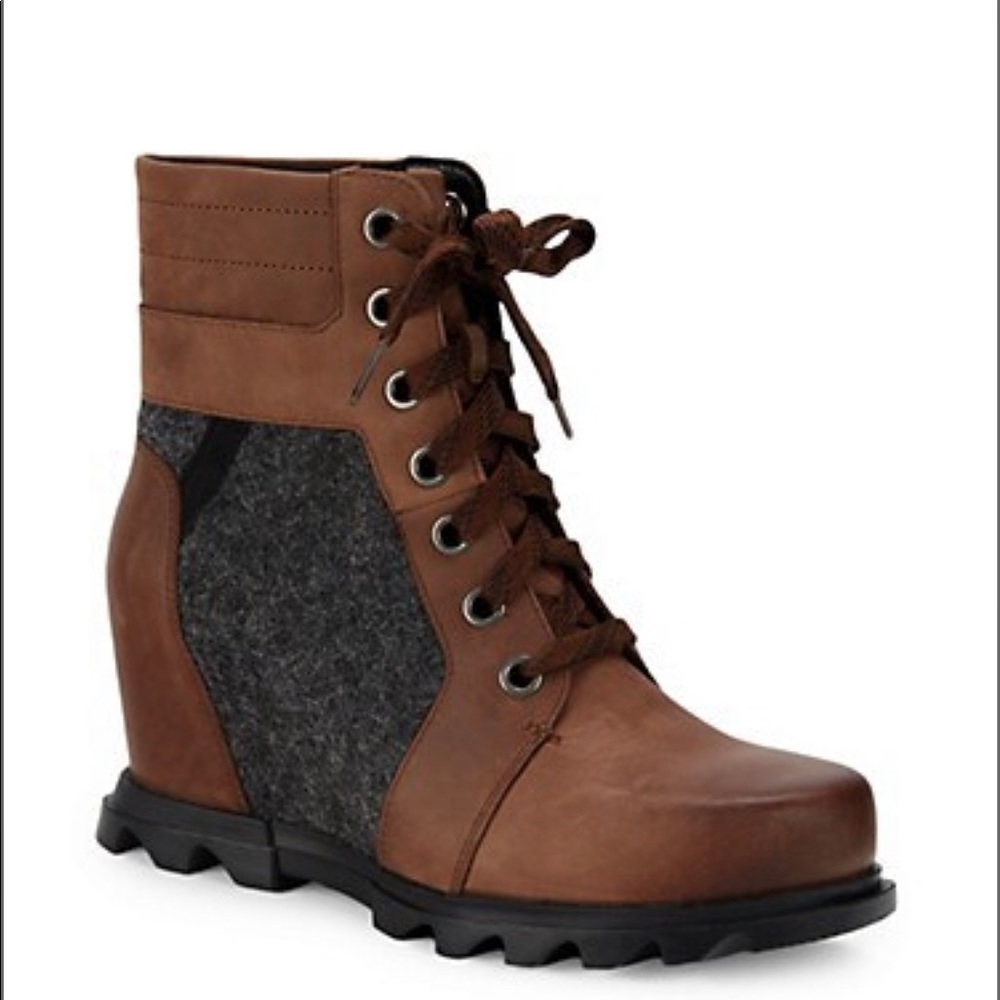 SOREL JOAN OF ARTIC WEDGE III WATERPROOF Black / Sea Salt Boot Size: 9